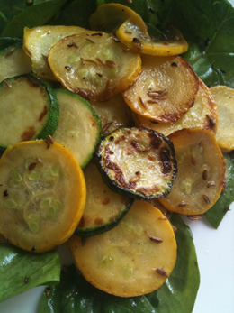 Courgettes jaunes et vertes cumin