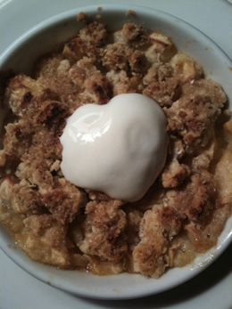 Crumble pomme avoine yaourt vanille maison