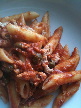 Penne thon tomate piment